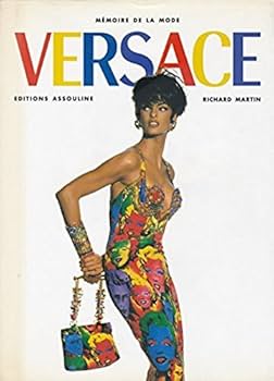 【稀少】Versace (Universe of Fashion) ハードカバー 稀少】Versace (Universe of Fashion) ハードカバー 稀少